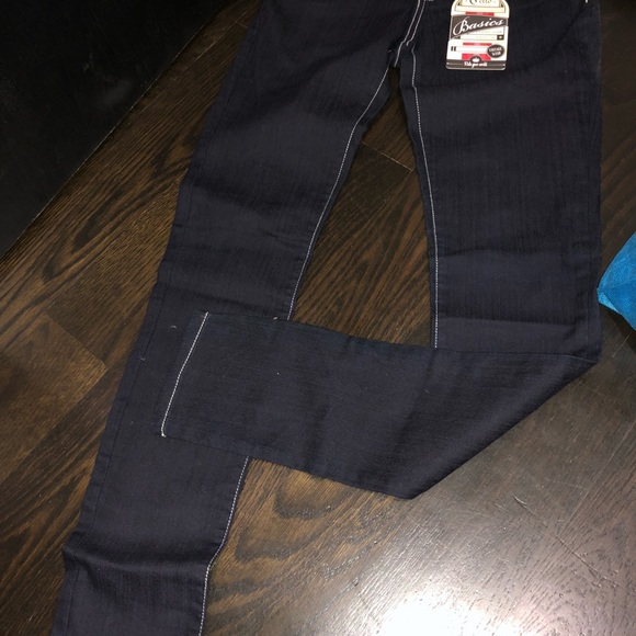 Jeans - Picture 2 of 2